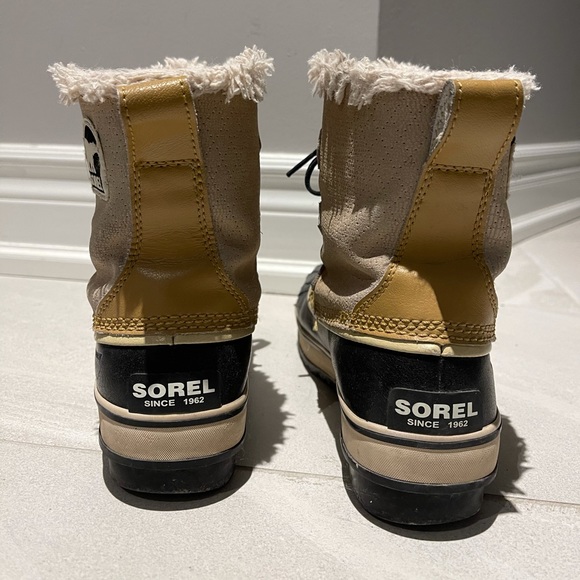 Sorel Winter Tivoli Mid Calf Snow Boots - Picture 5 of 6